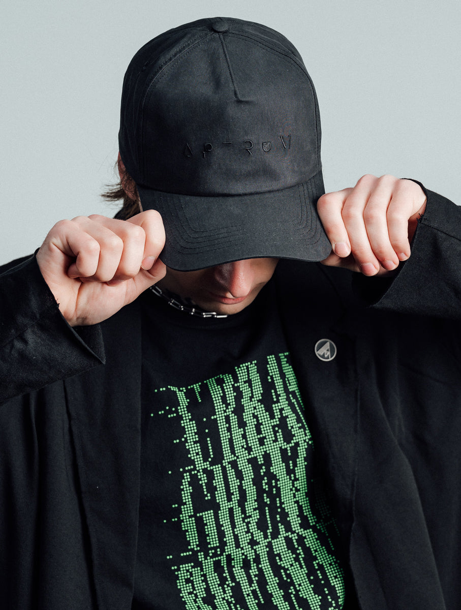AR-0005-A N/C CAP [APTRUM LOGO]
